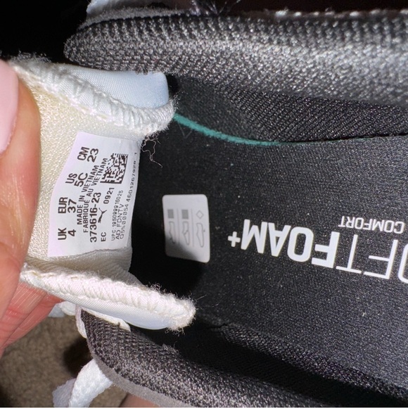 PUMA white black and orange sneakers size 5 - Picture 11 of 12